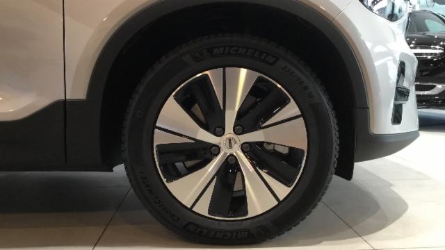 Volvo  XC40 Recharge Plus, T4 plug-in hybrid, Eléctrico